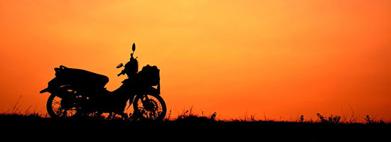 バイクと夕日